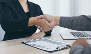 政府補助計畫該找誰協助申請？四大合作類型完整比較